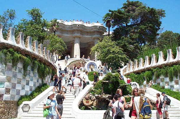 بارك غويل (Park Güell)